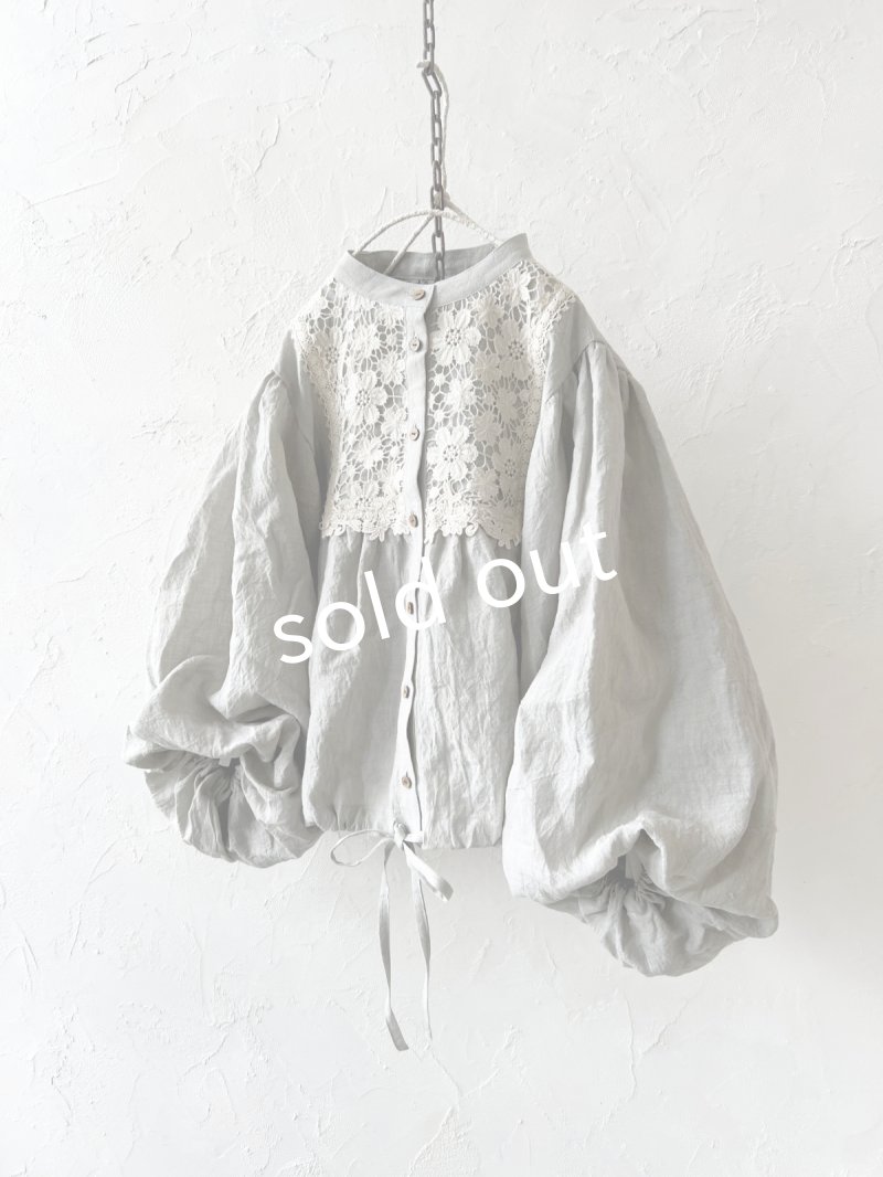画像2: MARCHE' DE SOEUR／大きなバルーン袖のブラウス・うすグレーB (2)