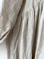 画像6: MARCHE' DE SOEUR／オランダリネン ギャザーワンピース・生成り (6)