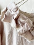 画像4: MARCHE' DE SOEUR／ラッフルギャザーワンピース・ピンクベージュ (4)