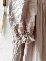 画像5: MARCHE' DE SOEUR／ラッフルギャザーワンピース・ピンクベージュ (5)