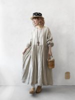 画像11: MARCHE' DE SOEUR／オランダリネン ギャザーワンピース・生成り (11)