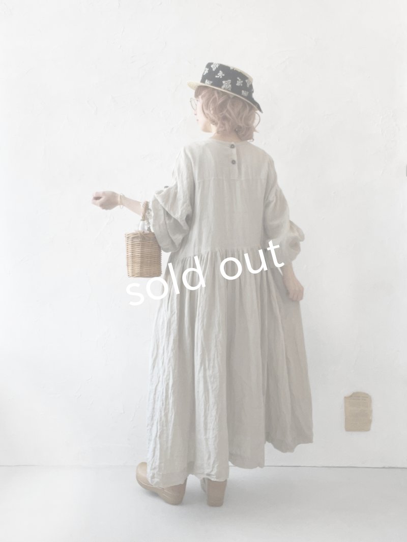 画像14: MARCHE' DE SOEUR／オランダリネン ギャザーワンピース・生成り (14)