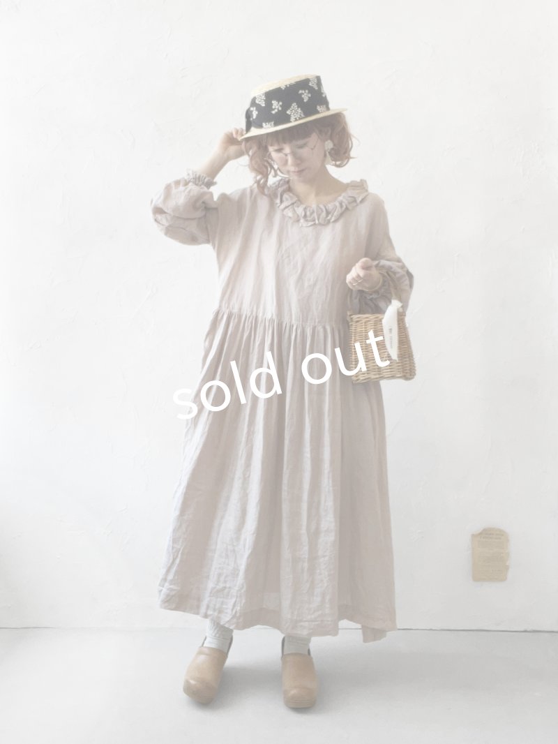 画像12: MARCHE' DE SOEUR／オランダリネン ラッフルギャザーワンピース・生成り (12)
