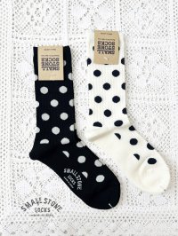 SMALL STONE／水玉ソックス