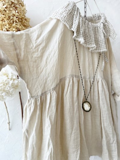 画像9: MARCHE' DE SOEUR／大きなラッフル襟のチュニック・ファナージュミルクにワッフルベージュ襟