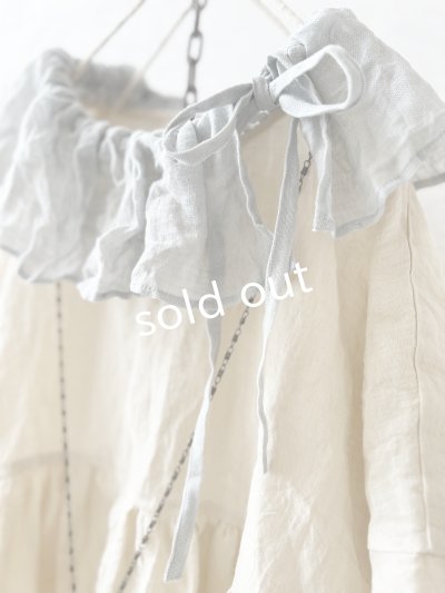 画像3: MARCHE' DE SOEUR／大きなラッフル襟のチュニック・ファナージュミルクに薄グレー襟