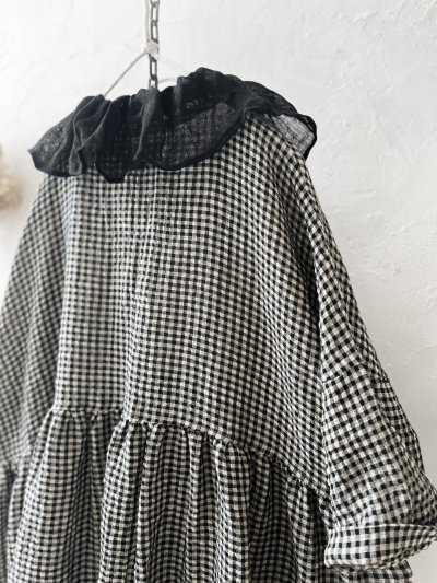 画像11: MARCHE' DE SOEUR／大きなラッフル襟のチュニック・ワッフルブラックに黒ガーゼ襟