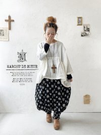 MARCHE' DE SOEUR／ピエロパンツ・黒ブーケ刺繍