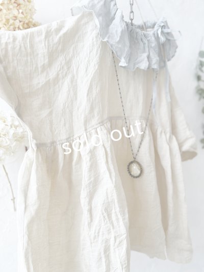 画像7: MARCHE' DE SOEUR／大きなラッフル襟のチュニック・ファナージュミルクに薄グレー襟