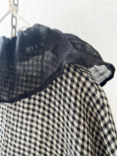 画像12: MARCHE' DE SOEUR／大きなラッフル襟のチュニック・ワッフルブラックに黒ガーゼ襟