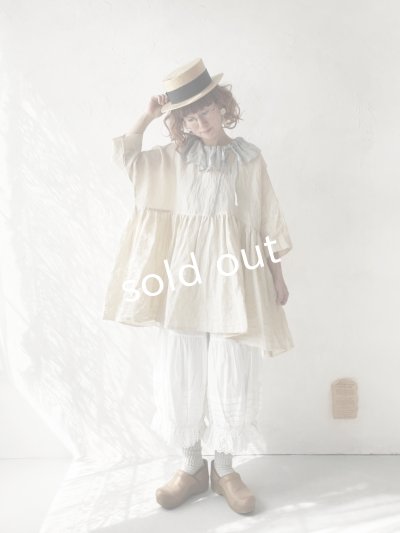 画像12: MARCHE' DE SOEUR／大きなラッフル襟のチュニック・ファナージュミルクに薄グレー襟