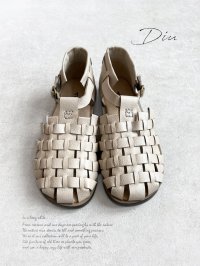 Diu／本革ポミエサンダル・ベージュ