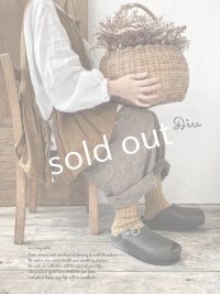 Diu／オープントゥサンダル・ブラック