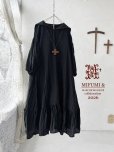 画像2: 【4/24(金)21時から販売】MIFUMIコラボ／sarahのワンピース・黒＆bag (2)
