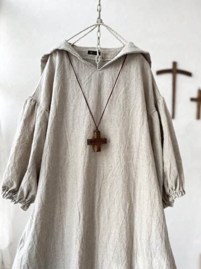 画像2: 【4/24(金)21時から販売】MIFUMIコラボ／sarahのワンピース・赤花刺繍＆bag