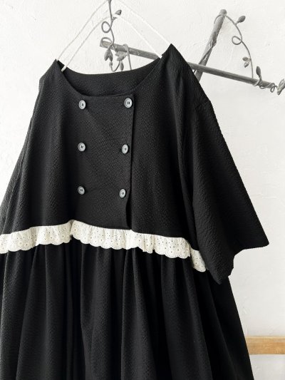 画像2: kosatofuku／フリル切り替えのワンピース・ブラック