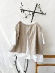 画像3: Libera&Capricciosa／後ろ開きワイドベスト・生成り (3)