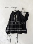 画像1: kosatofuku／スモックギャザーブラウス・ブラック (1)