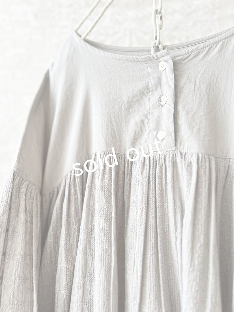 画像6: tegami/刺繍レースカフスワンピース・グレージュ (6)