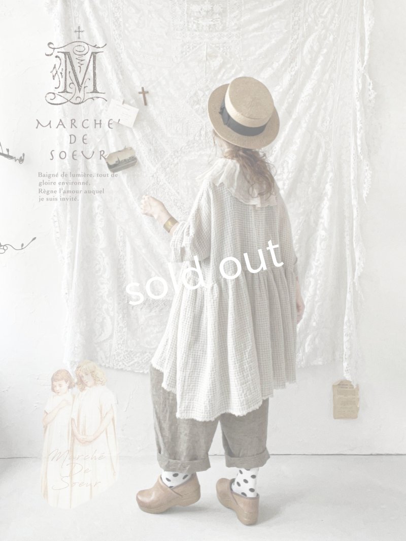 画像2: MARCHE' DE SOEUR／大きなラッフル襟のチュニック・ワッフルベージュ×生成り (2)