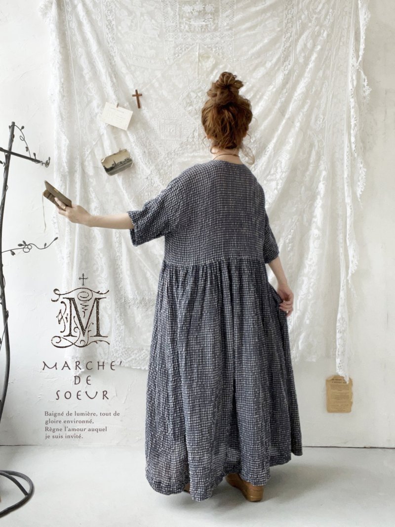 画像4: MARCHE' DE SOEUR／ギャザーワンピース・ワッフルネイビー (4)