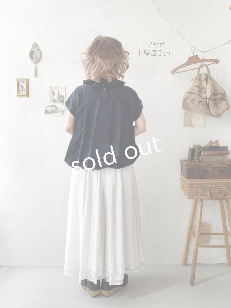 画像13: MARCHE' DE SOEUR／フローフリルのフレンチ袖ブラウス・ダークネイビー (13)