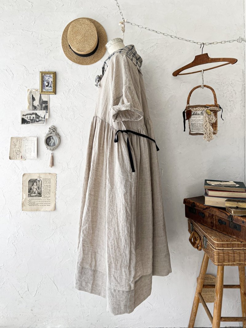 画像7: MARCHE' DE SOEUR／革タグストール付きスキッパーワンピース・フラックス (7)