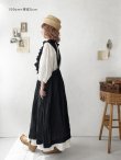 画像17: 【予約販売】MARCHE' DE SOEUR／フローフリルエプロンワンピース・黒 (17)