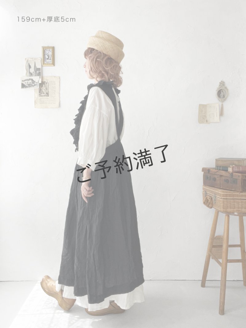 画像17: 【予約販売】MARCHE' DE SOEUR／フローフリルエプロンワンピース・黒 (17)
