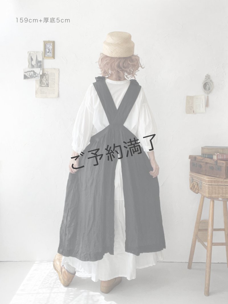 画像18: 【予約販売】MARCHE' DE SOEUR／フローフリルエプロンワンピース・黒 (18)