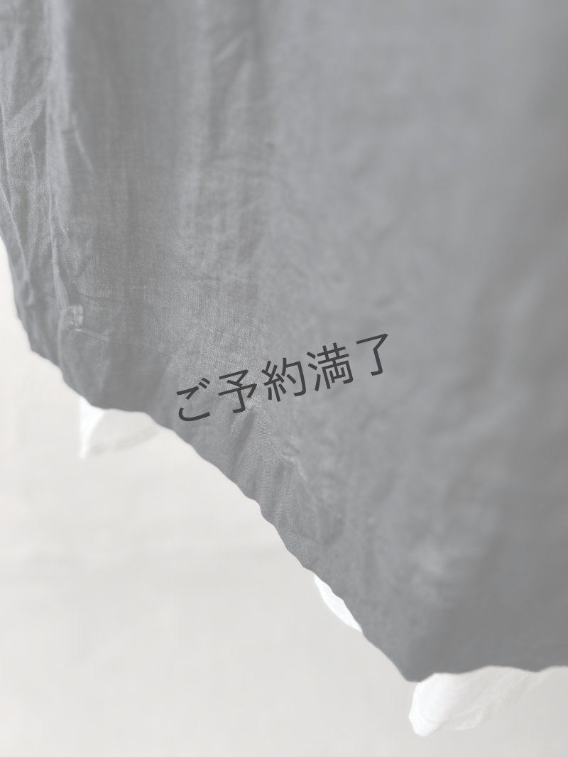 画像15: 【予約販売】MARCHE' DE SOEUR／フローフリルエプロンワンピース・黒 (15)