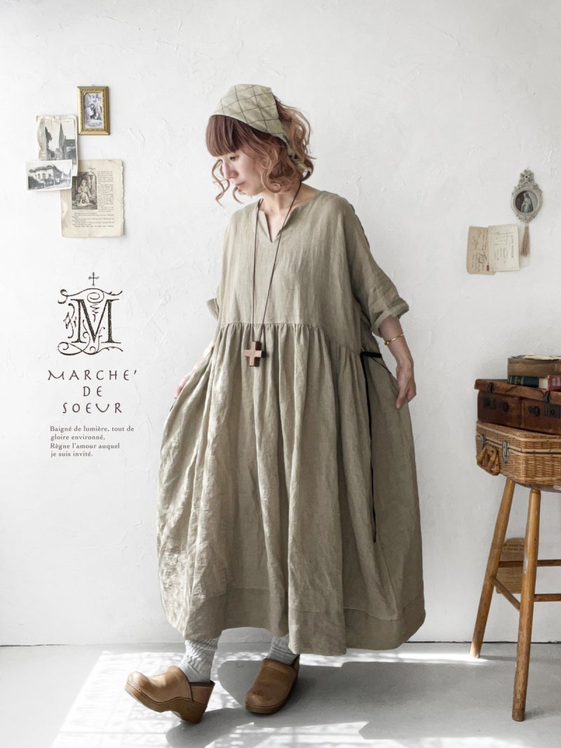画像1: MARCHE' DE SOEUR／革タグストール付きスキッパーワンピース・オリーブドラブ (1)