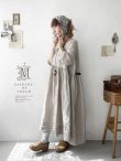 画像2: MARCHE' DE SOEUR／革タグストール付きスキッパーワンピース・フラックス (2)