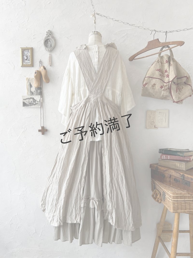 画像5: 【予約販売】MARCHE' DE SOEUR／フローフリルエプロンワンピース・生成り (5)