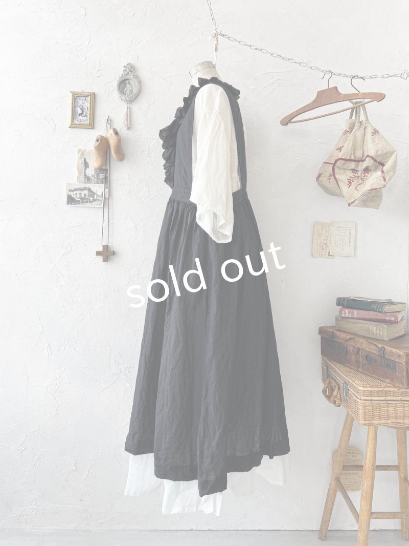 画像10: 【予約販売】MARCHE' DE SOEUR／フローフリルエプロンワンピース・黒 (10)