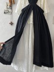 画像13: 【予約販売】MARCHE' DE SOEUR／フローフリルエプロンワンピース・黒 (13)
