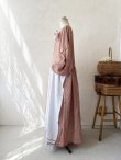 画像7: shizuka's/アンティークレースのロング丈ワンピース・くすみレッド (7)