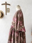 画像11: MARCHE' DE SOEUR／スキッパーギャザーワンピース・ブラウンローズ (11)