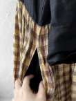 画像8: MARCHE' DE SOEUR／ギャザーポケットワンピース・黒×メープルチェック (8)