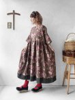 画像16: MARCHE' DE SOEUR／スキッパーギャザーワンピース・ブラウンローズ (16)