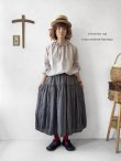 画像9: a+koloni／リネンフリルバルーンスカート・チャコール (9)