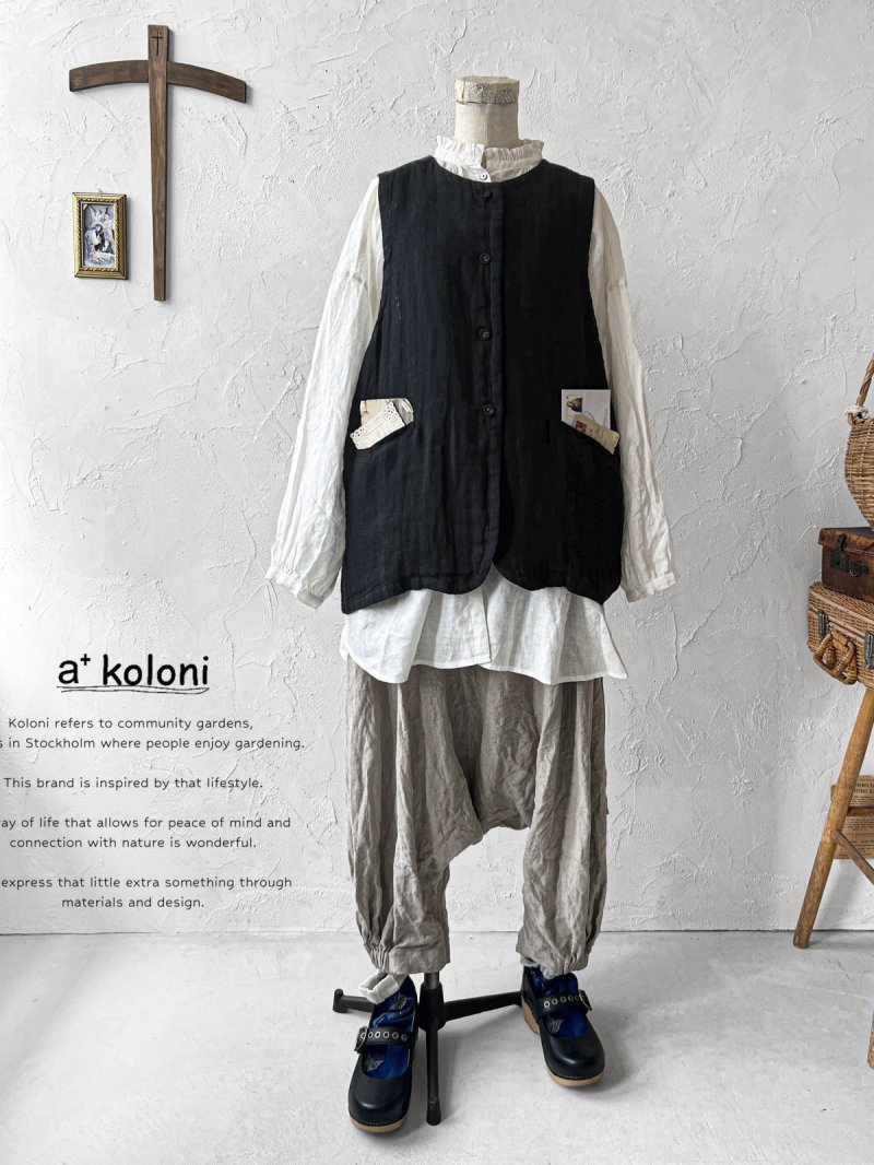 画像1: a+koloni／リネンWガーゼベスト・ブラック (1)