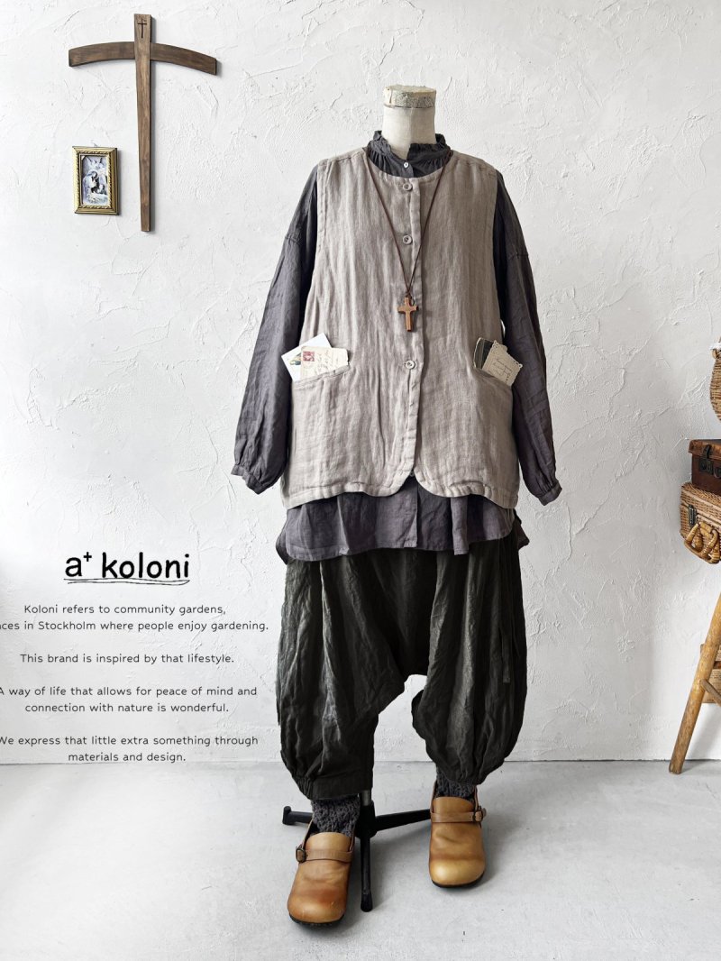 画像1: a+koloni／リネンWガーゼベスト・サンドベージュ (1)