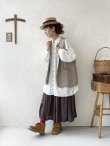 画像11: a+koloni／リネンWガーゼベスト・サンドベージュ (11)