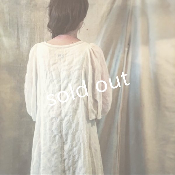 画像4: [pollenbienco] バルーン袖のＡラインワンピース／glay (4)