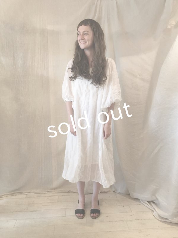 画像10: [pollenbienco] バルーン袖のＡラインワンピース／glay (10)