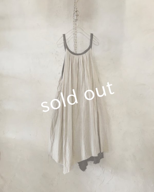 画像3: pollenbienco/リバーシブルギャザーワンピース・生成りとグレー (3)