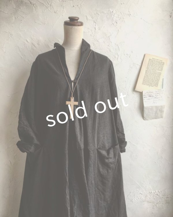 画像2: HALLELUJAH／Robe de femme de chambre　小間使いローブ衿付・Ink Black (2)