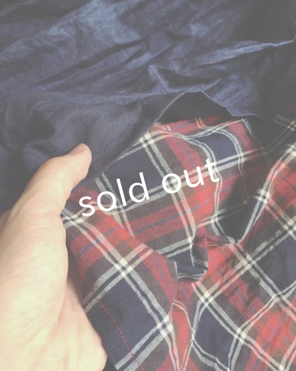 画像4: MARCHE' DE SOEUR／ネイビー×赤チェックギャザースカート (4)