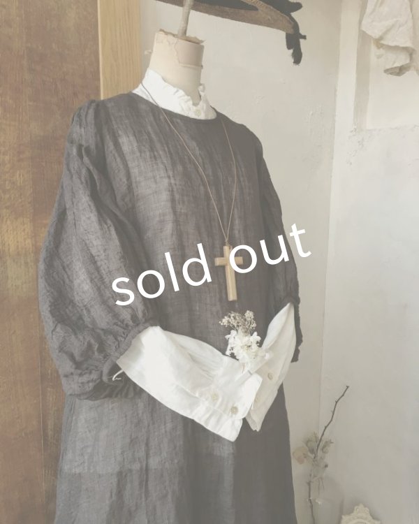 画像4: MARCHE' DE SOEUR／ふわくしゅ２wayパフワンピース・チャコール (4)